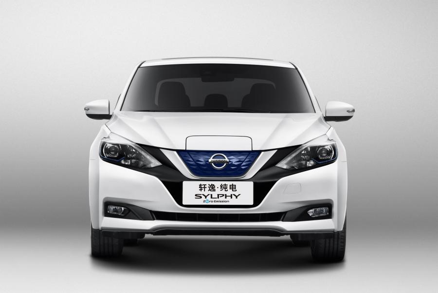  Nissan Sylphy Zero Emission (NB17) 2018 года  (CN) (фото 9 из 13)